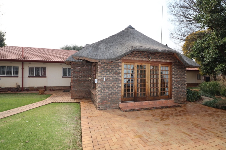 4 Bedroom Property for Sale in Flamwood North West